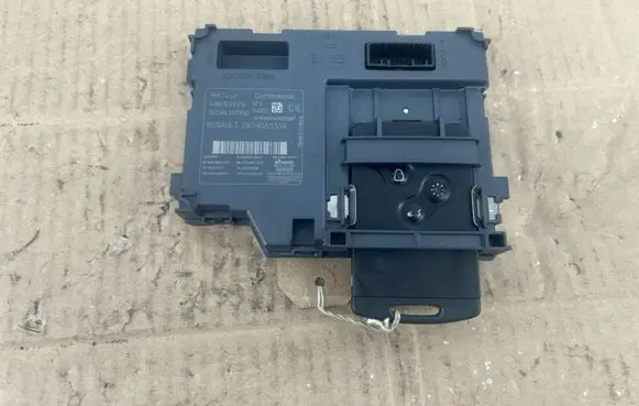 Renault Clio IV Ignition key card reader 285906535R