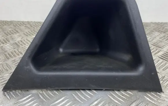 Jeep Grand Cherokee WL Other trunk/boot trim element P68Z21XT7AA
