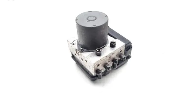 BMW 5 E60 E61 ABS Pump 6758743 0265234136 0265950376