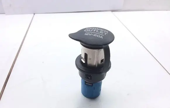 Chrysler PT Cruiser Cigarette lighter VC23207A