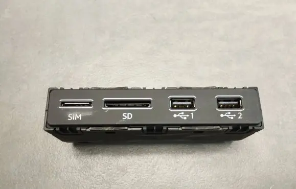 Audi A8 S8 D5 USB socket connector 4N0035736A