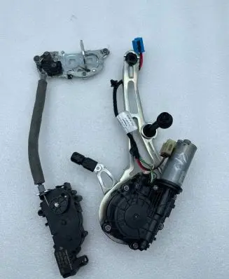 Mercedes-Benz E AMG W213 Tailgate hydraulic set A2138208201