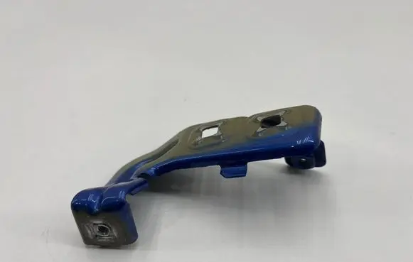 BMW 4 F32 F33 Fender mounting bracket 7255822