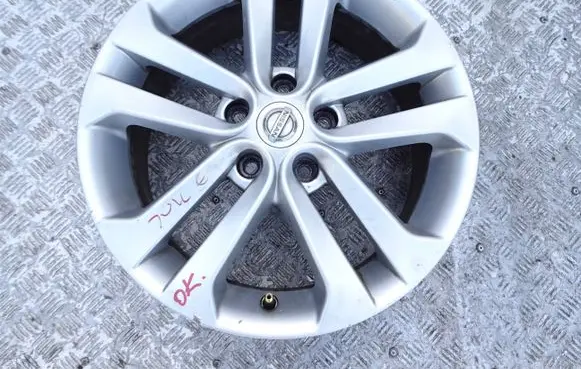 Nissan Juke I F15 R17 alloy rim 