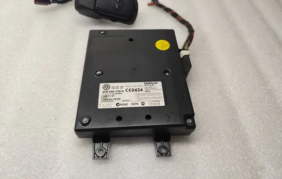 Volkswagen PASSAT B6 Bluetooth control unit module 3C0035729G 001085E88B35 N342Z276