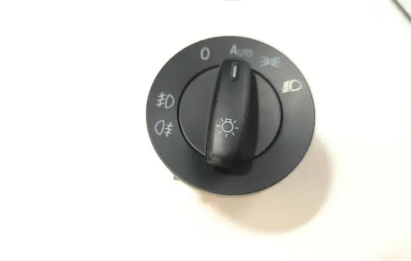 Volkswagen Golf V Light switch 1K0941431AS