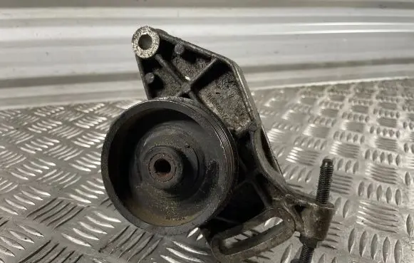 Renault Espace III Power steering pump