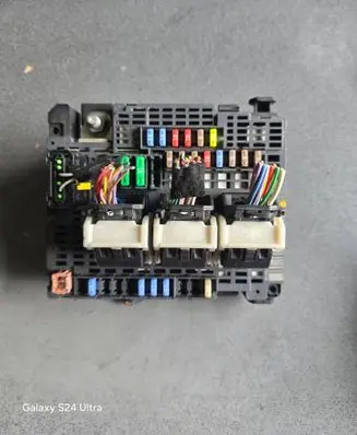 Peugeot 308 BSM Control unit 9810295780 BSMZ0103