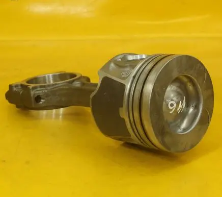 Opel Vivaro Piston with connecting rod 080340