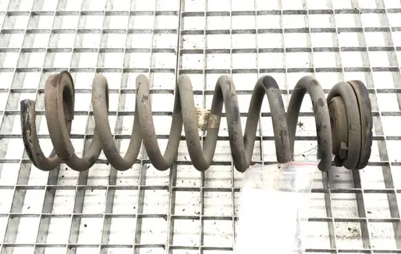 Hyundai i40 Rear coil spring 55350-3Z850