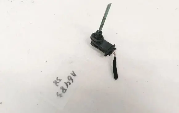 Audi A6 S6 C5 4B Interior temperature sensor 4B0820539 784300