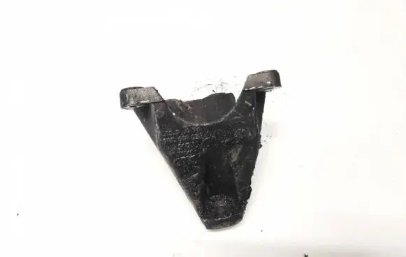 Audi A4 S4 B6 8E 8H Engine mounting bracket 8e0199308j