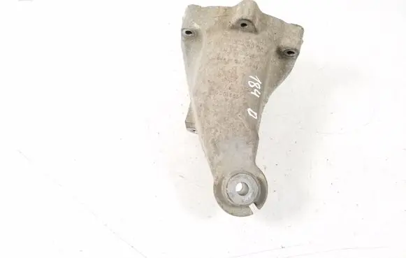 Mercedes-Benz C W204 Engine mounting bracket A6512233504