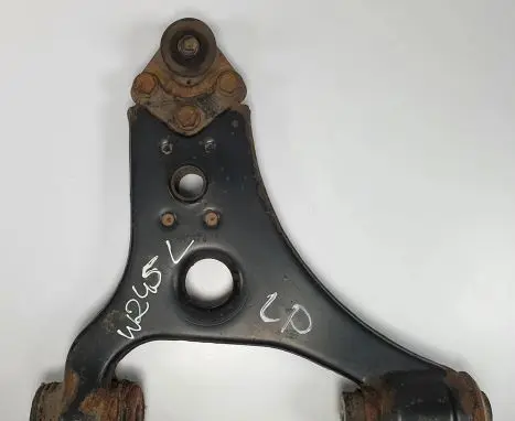 Mercedes-Benz B W245 Front control arm A1693300407