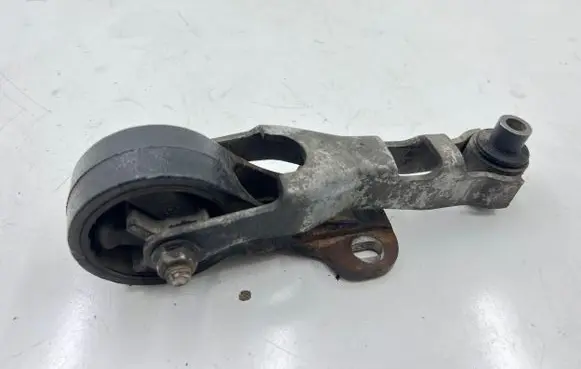 Volvo V40 Engine mounting bracket 31262164 532C43