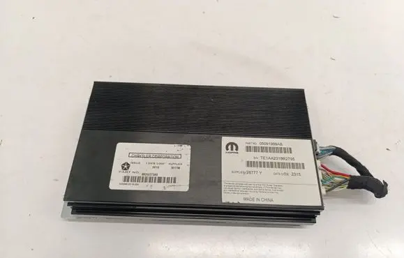 Jeep Cherokee Sound amplifier 68200273AB 05091999AB