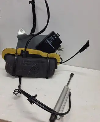 Volvo V70 Tailgate/trunk/boot lift motor 31218393