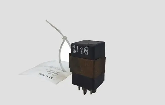 Volvo V70 Other relay 30667514