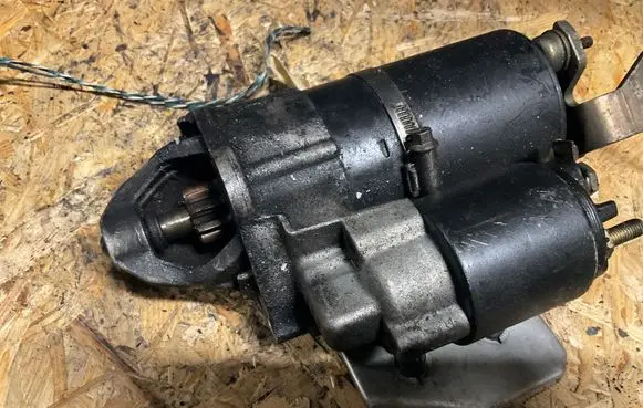 Audi A4 S4 B6 8E 8H Starter motor