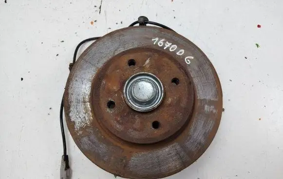 Peugeot 3008 I Rear wheel hub 