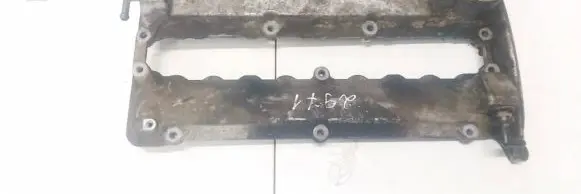 Mitsubishi Carisma Rocker cam cover 