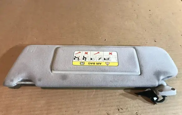 Jaguar XJ X308 Sun visor