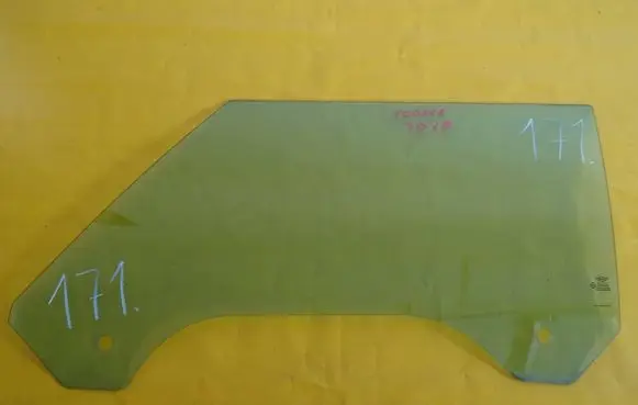 Mini One - Cooper R50 - 53 Front door window/glass (coupe)
