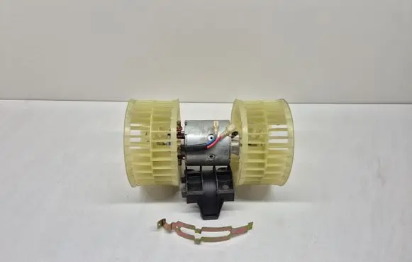 Mercedes-Benz E W124 Heater fan/blower 0130111034