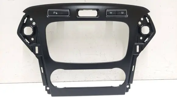 Ford Mondeo MK IV Radio/GPS head unit trim BS7118522 15A860AA 18K574AA