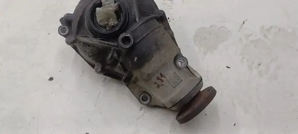 BMW 3 F30 F35 F31 Front differential 7567345