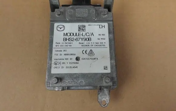 Mazda 3 III Blind spot module BHS267Y90B