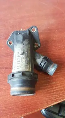 BMW 1 E81 E87 Engine coolant pipe/hose 2247744