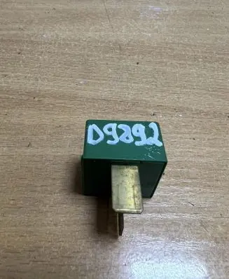Mercedes-Benz ML W163 Other relay A0005440456 D9892