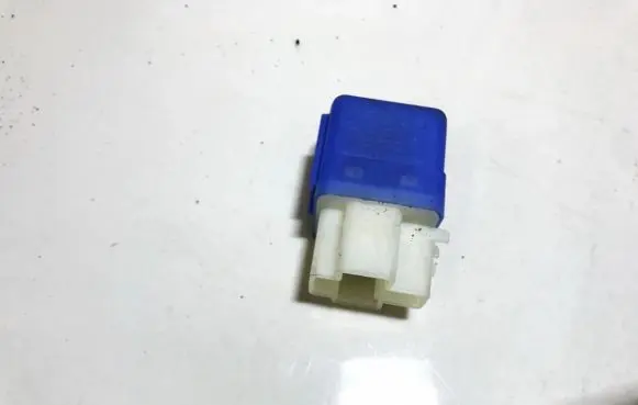 Nissan X-Trail T30 Other relay 2523079981