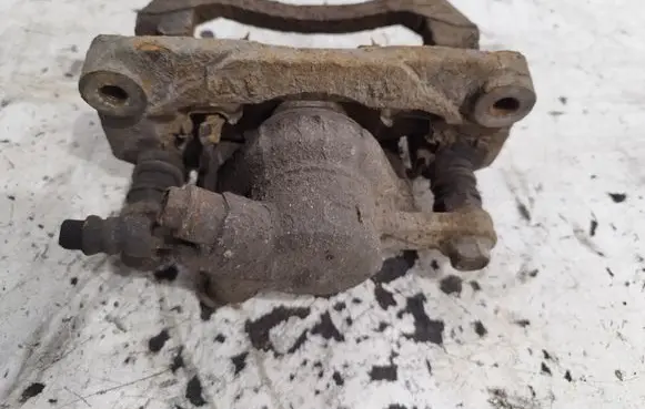 Subaru Forester SH Rear brake caliper 0606922