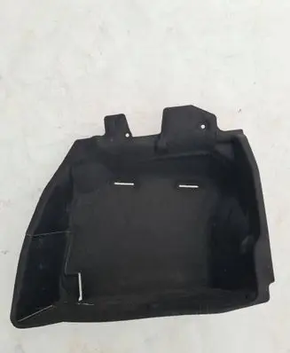 Mercedes-Benz E W212 Other trunk/boot trim element A2126822141