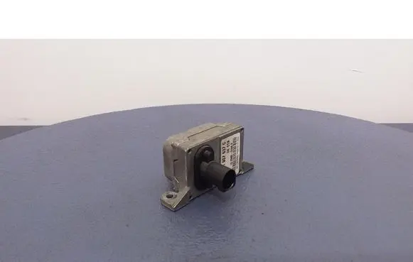 Volkswagen Golf IV ESP acceleration yaw rate sensor 1J1907637C