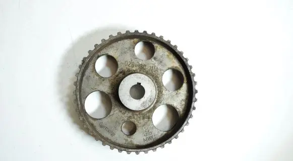 Audi A4 S4 B5 8D Fuel pump gear (pulley) 028130111A