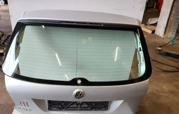 Volkswagen Golf V Tailgate/trunk/boot lid YHR3408