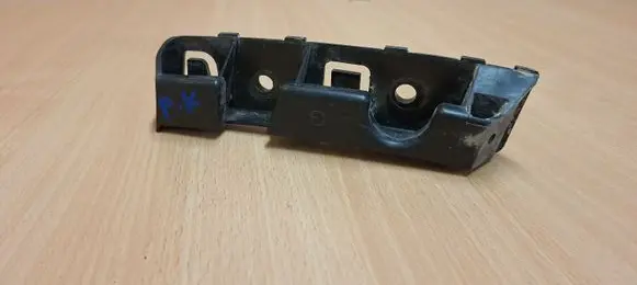 Peugeot 508 Front bumper mounting bracket 9686570380 2007089