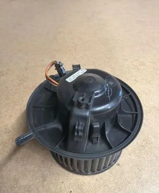 Skoda Superb B6 (3T) Heater fan/blower 3C1820015N CZ0160600866