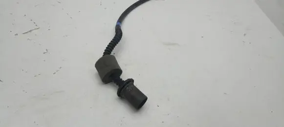 BMW 5 G30 G31 G38 Water drain line hose 7379736