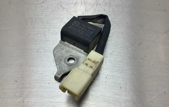 Toyota Avensis T250 Antenna control unit 90080 88002
