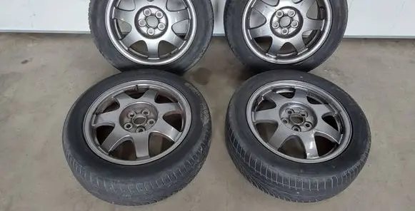 Toyota Prius (XW20) R16 alloy rim 