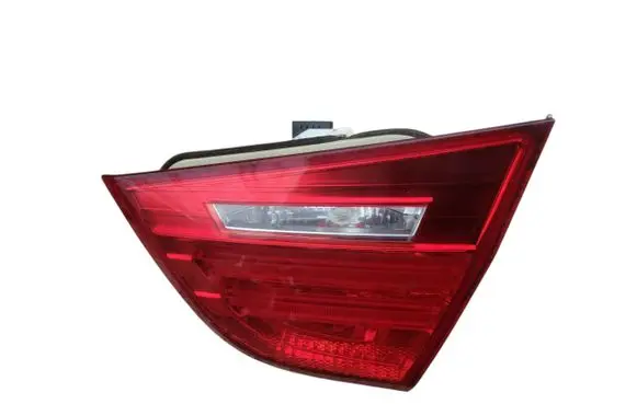 BMW 3 E90 E91 Tailgate rear/tail lights 7154156