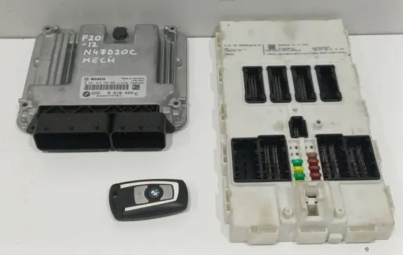 BMW 1 F20 F21 Engine ECU kit and lock set 8518424 9280623