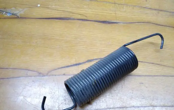 Mercedes-Benz E A207 Tailgate/trunk/boot tension spring 
