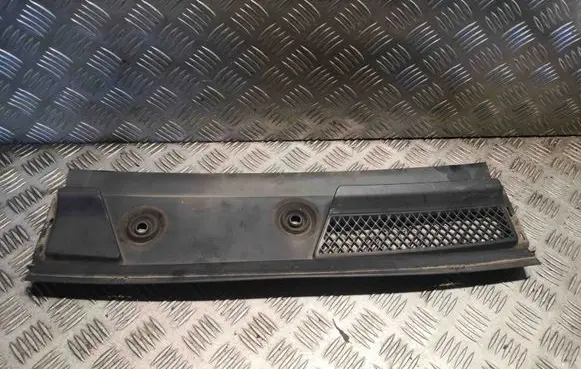 Wiper trim