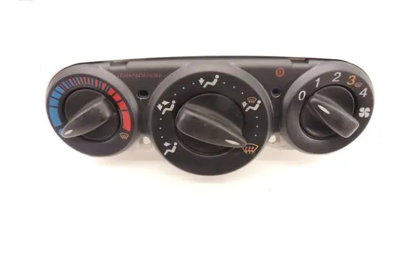 Ford Focus Climate control unit D170