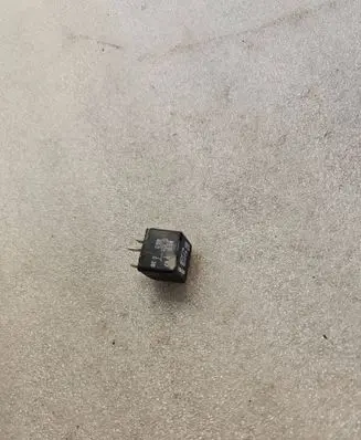 Audi A8 S8 D3 4E Other relay 8D0951253A
